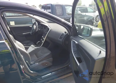 2016 Volvo Xc60 T6 Drive-E from USA, damaged, VIN YV449MDK7G2811221